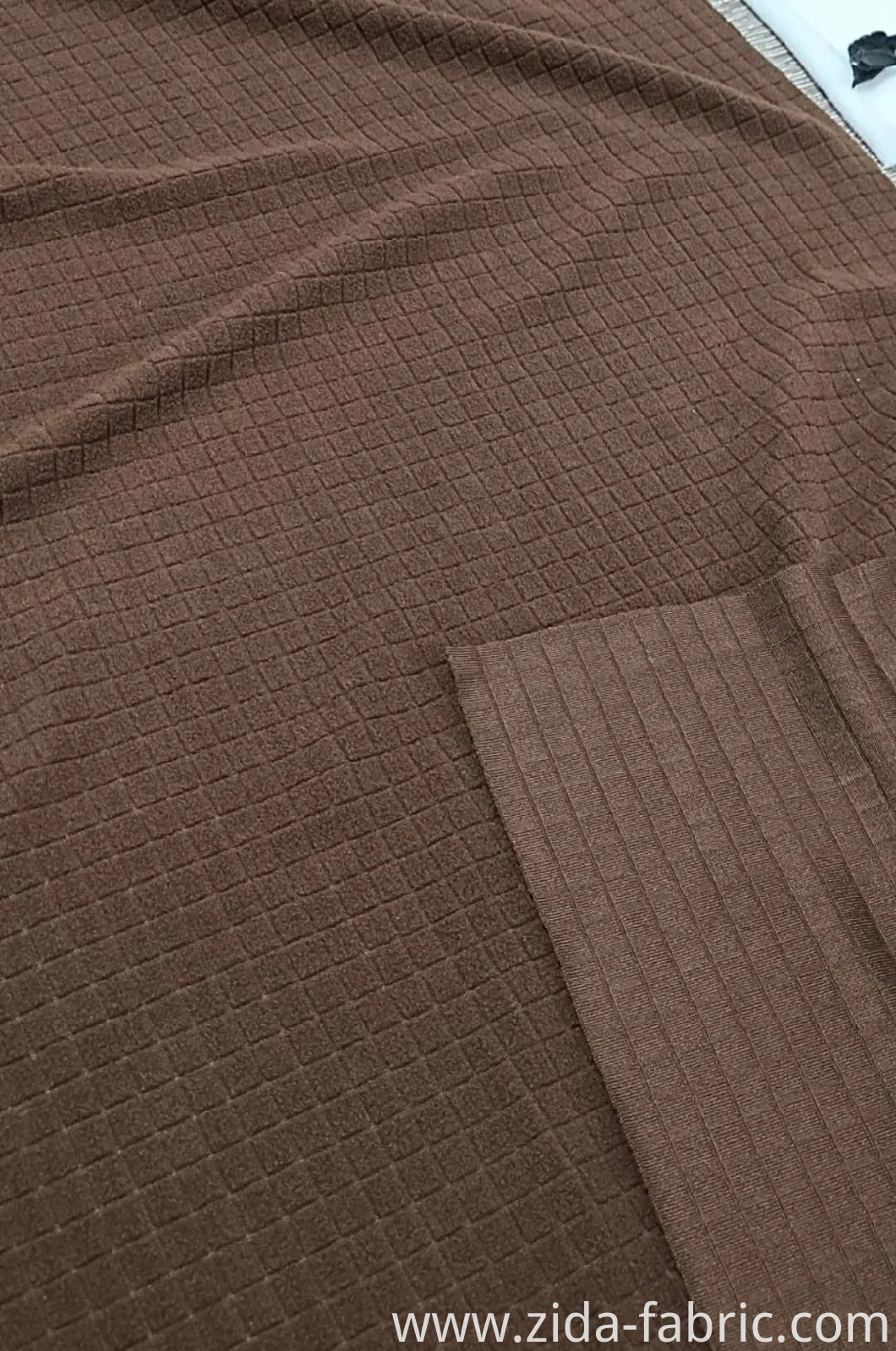 100% Polyester Polar Fleece with Drop-Needle Plain DTY 150d/144f or FDY150d/96f